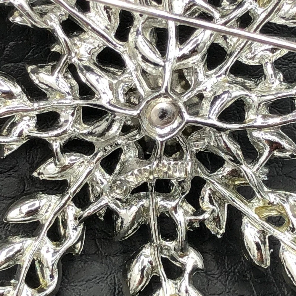 Vtg Sarah Coventry Brooch Earrings 1963 Evening Snowflake Rhinestone Demi Parure